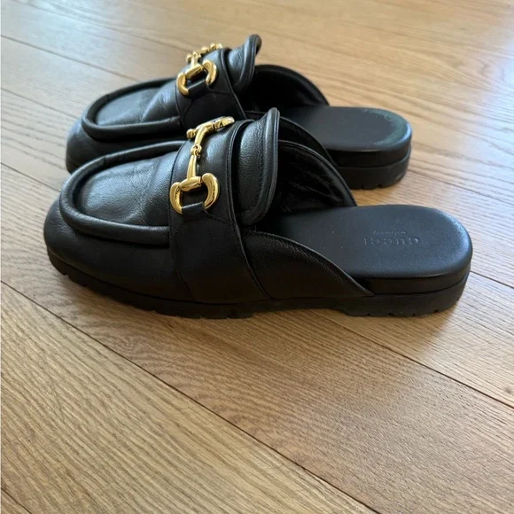 Gucci Leather Loafers with Gold Buckle - Picture 2 of 3
